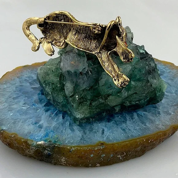 Betsey Johnson Red Bejeweled Leopard Pendant/Necklace - Picture 3 of 6